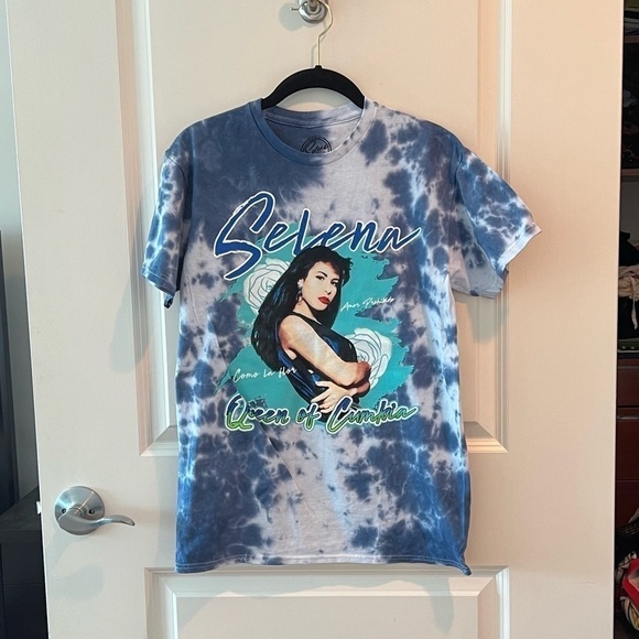 Selena Queen of Cumbia Crew Neck Tie Dye Tee - Picture 1 of 10
